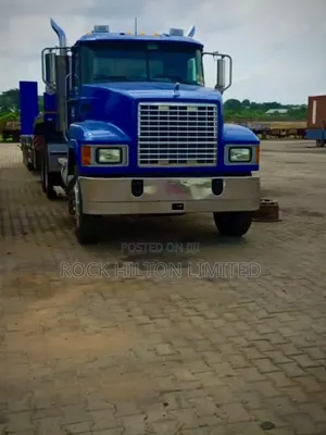 90 Tons Lowbed Trucks for Hire