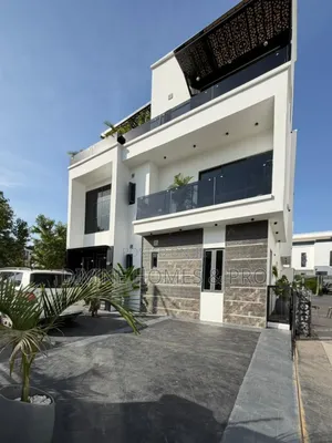 5bdrm Duplex in Kado for sale