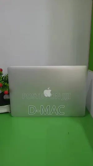 Laptop Apple MacBook 2014 1GB Intel Core 7 SSD 1T