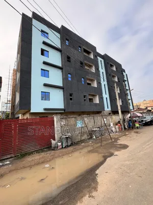 3bdrm Apartment in In A Gated Location, Yaba for sale