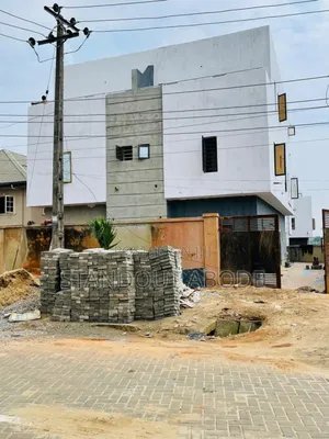 4bdrm Duplex in In An Estate, GRA Phase 1 for sale