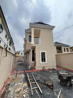 4bdrm Duplex in In An Estate, Ogba for sale