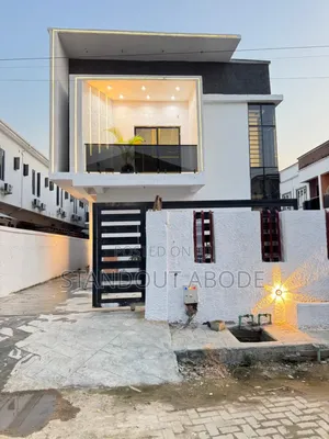 4bdrm Duplex in Inside An Estate, Ikota for sale
