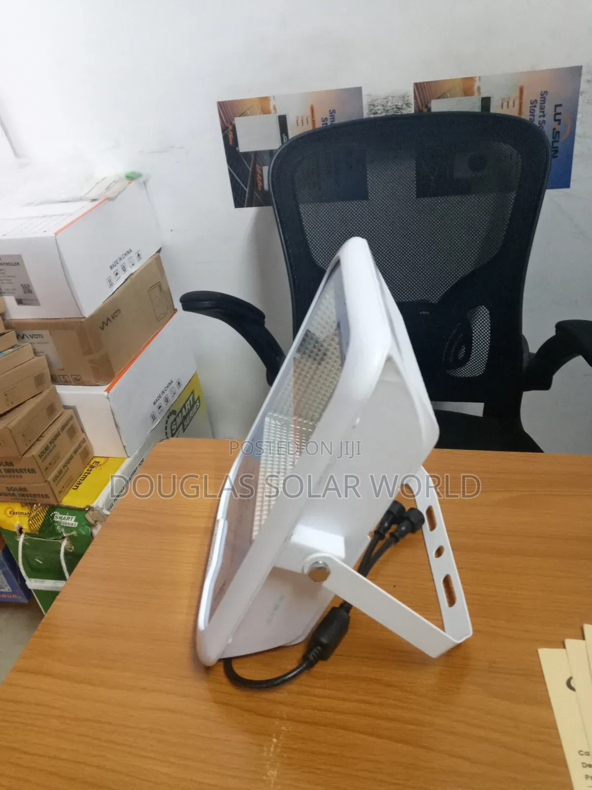 SMS Solar Flood Light 200w