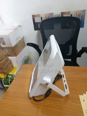 SMS Solar Flood Light 200w