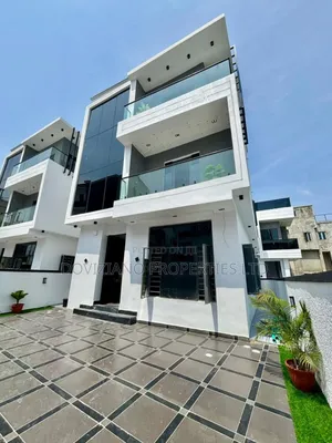 5bdrm Duplex in Ologolo for sale