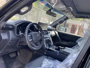 Toyota Land Cruiser 2023 Black