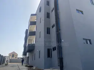 3bdrm Block of Flats in Katempe, Katampe for rent