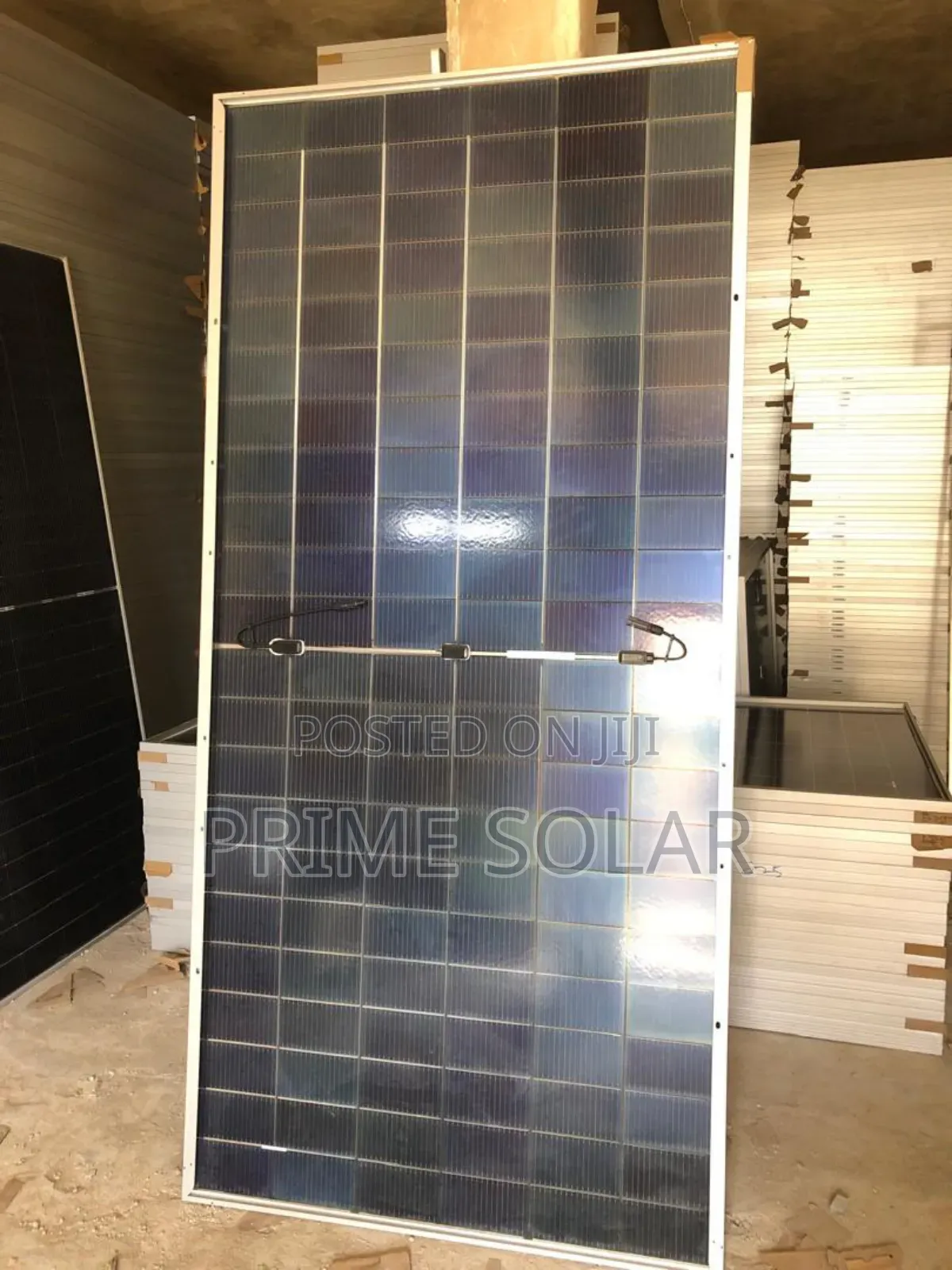 600 Watts Half-Cut Mono Panel Jinko Double Phase
