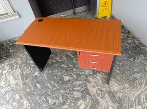 Nad Office Table