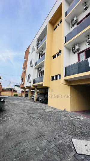 Furnished 2bdrm Apartment in Nike Art Gallery, Lekki for rent