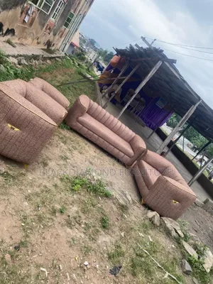 Executive Fabric Sofas by Blackdiamondfurniture