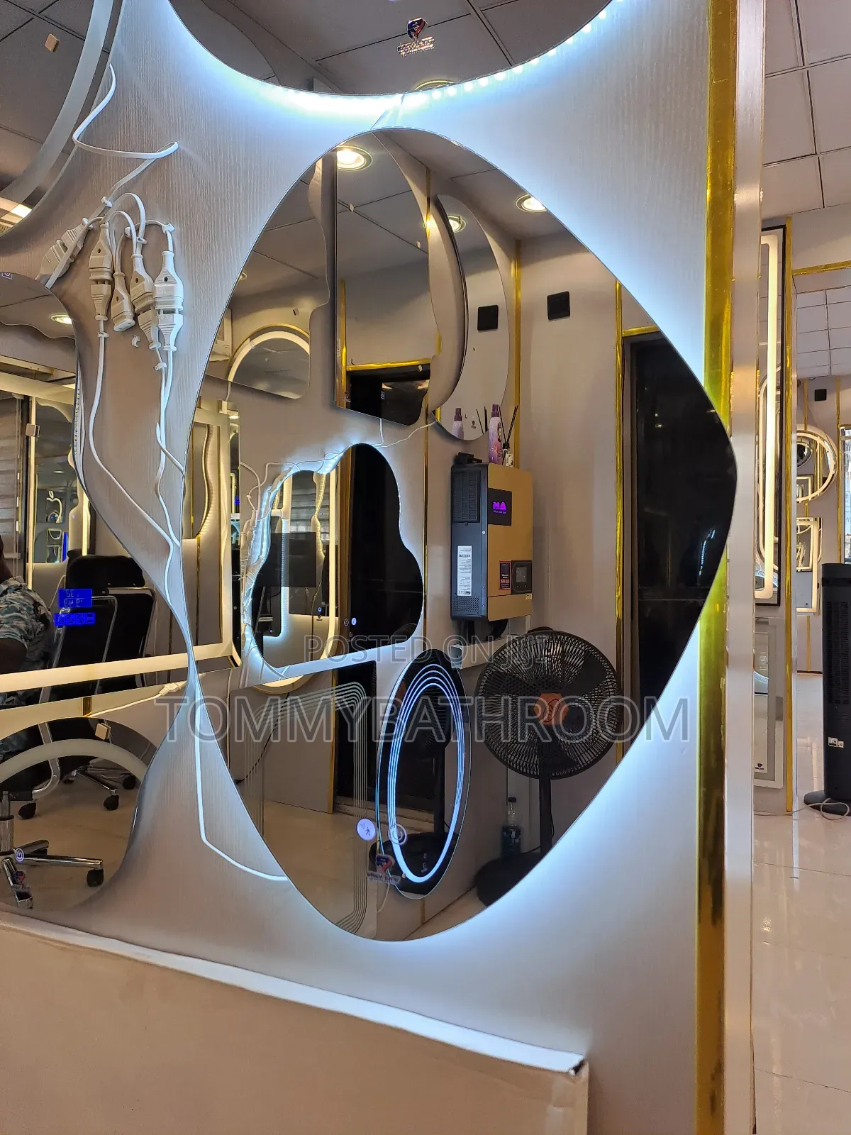 Anthropometry Led Mirror