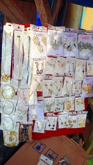 Earrings Jewelries