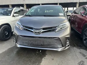 Toyota Sienna 2018 Gray