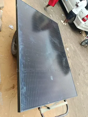 450watt Risen Solar Panel Halfcourt