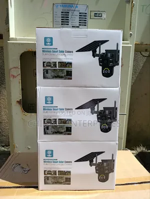 Tripple Lens Hd Solar PTZ Camera