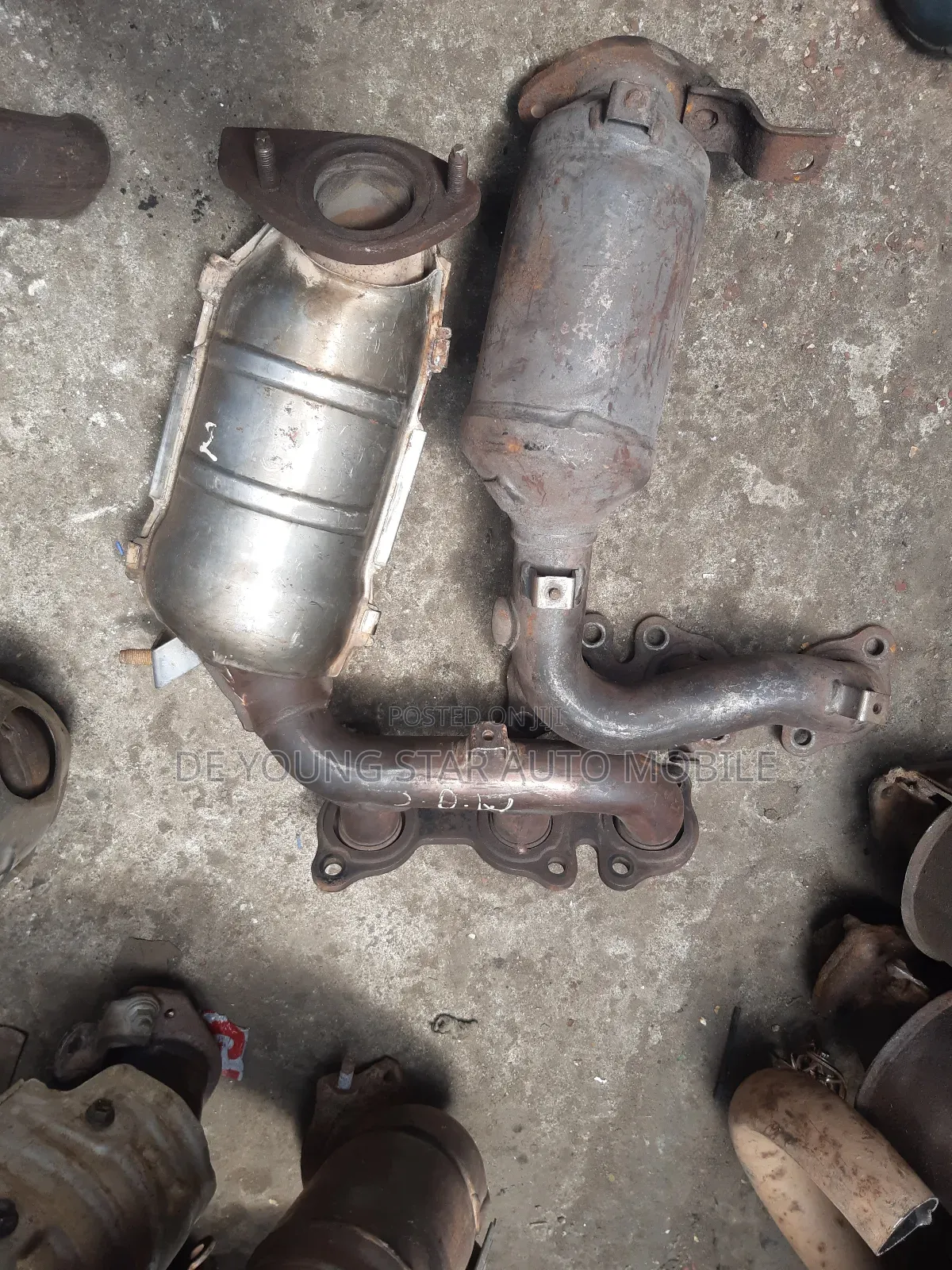 Two Engine Catalyst for Sienna 2007 Model