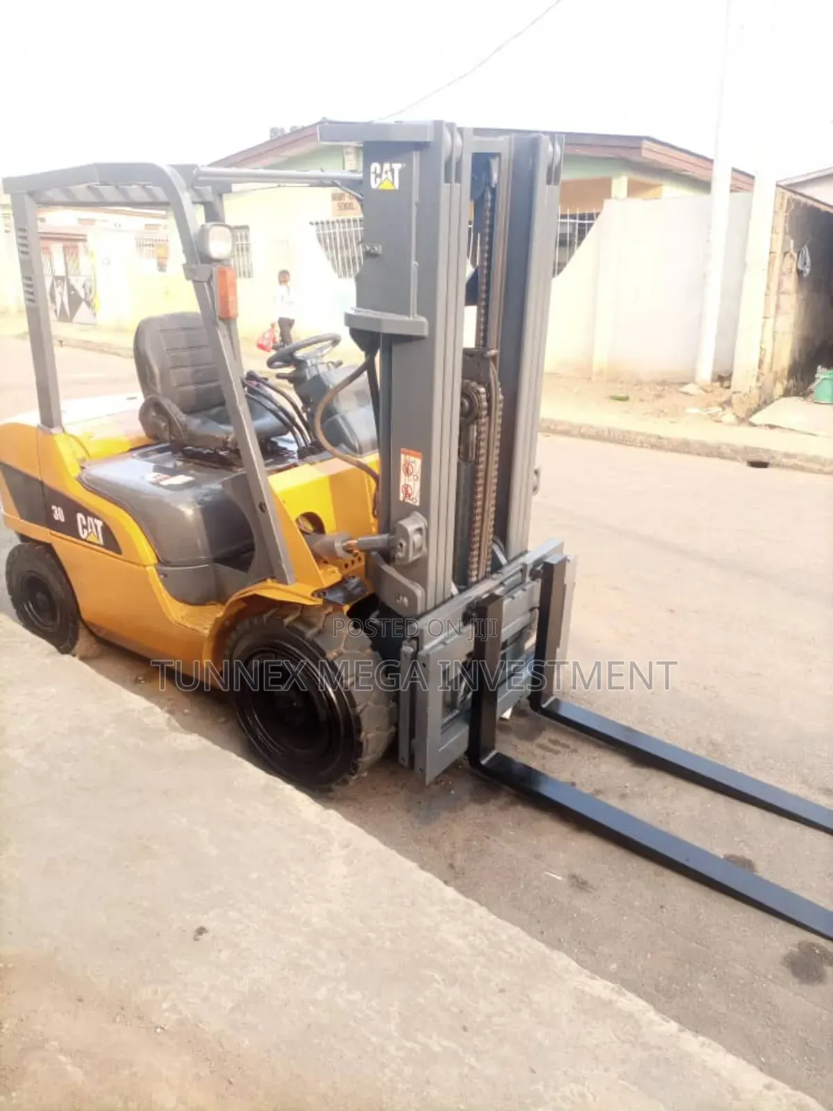 3tons Caterpillar Forklift Dp