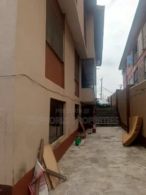 3bdrm Block of Flats in Ojodu Berger for sale