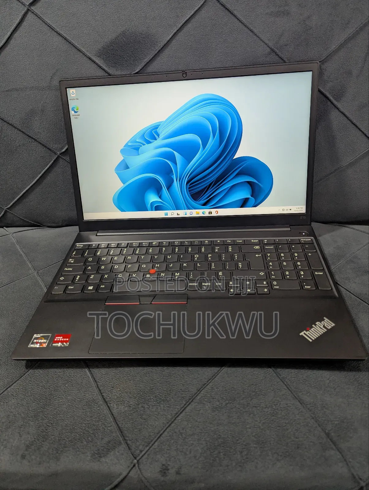 Laptop Lenovo Thinkpad E15 8GB AMD Ryzen 5 SSD 256GB