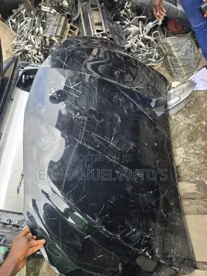 Bonnet Camry 2018