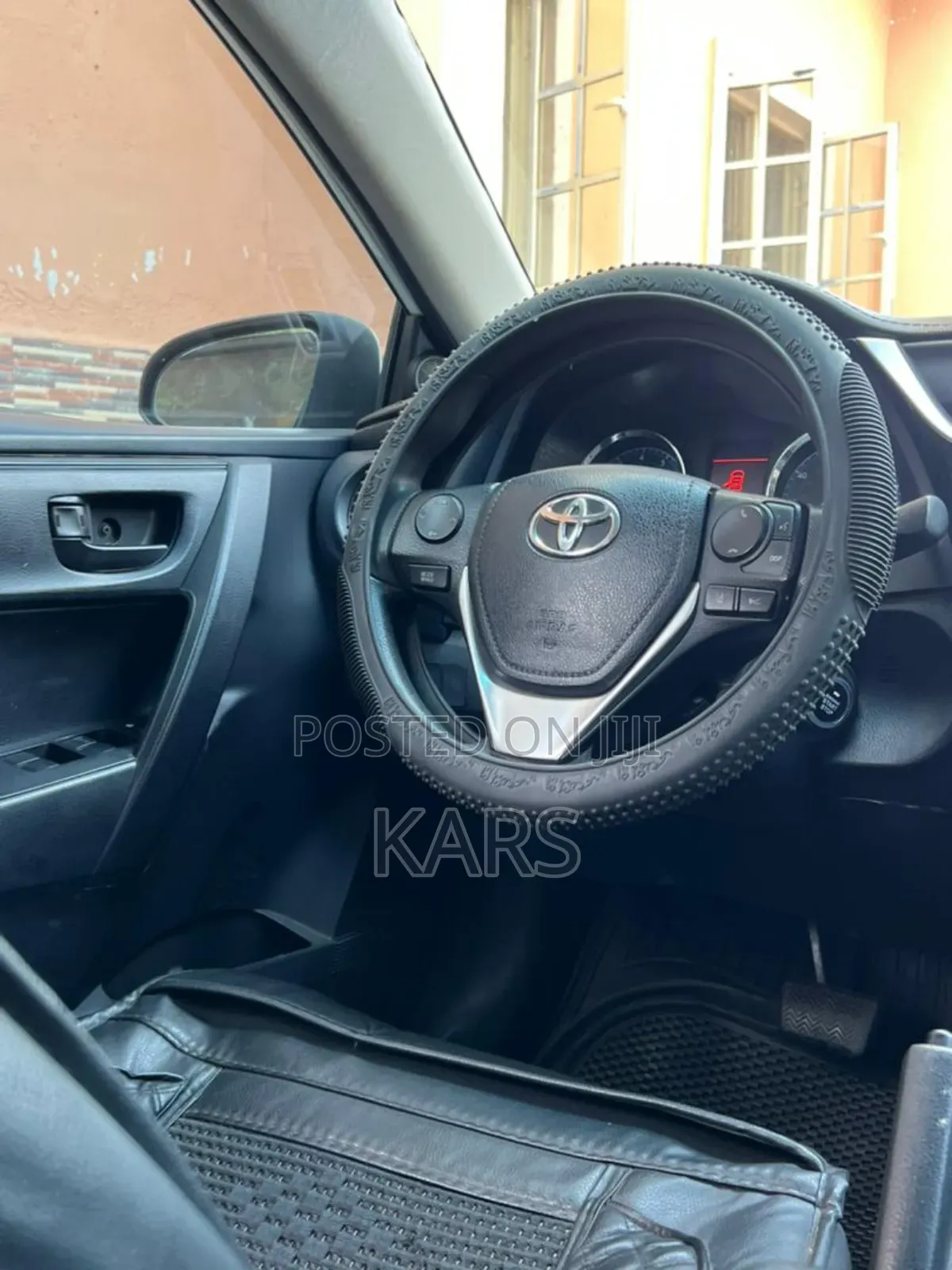 Toyota Corolla 2018 White