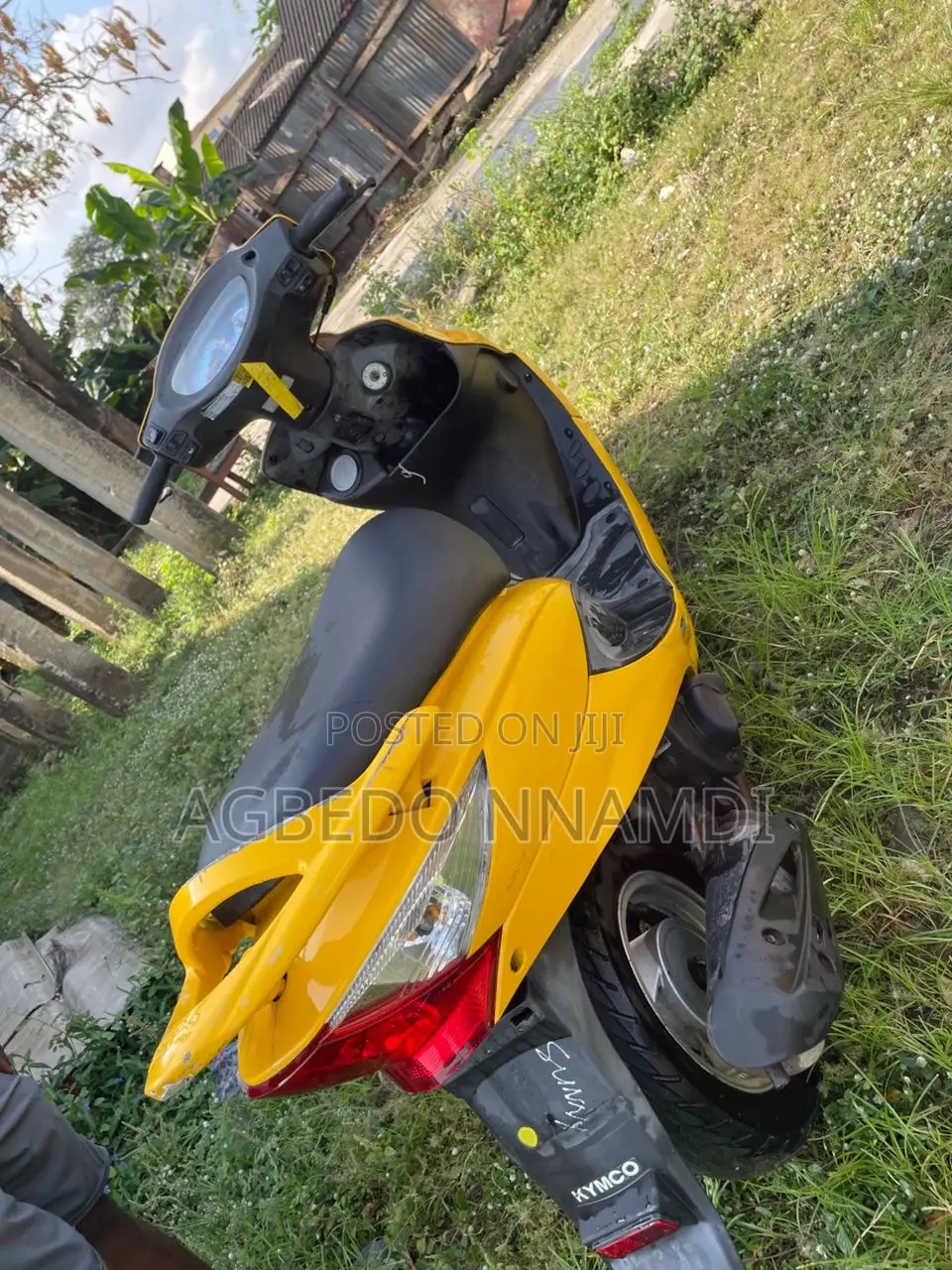 Kymco 2015 Yellow