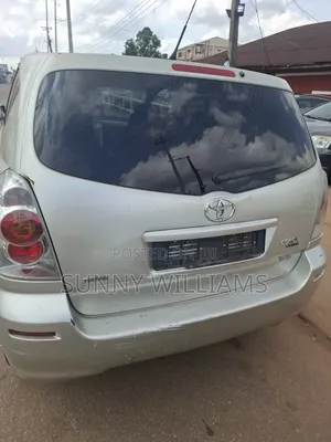 Toyota Corolla Verso 2008 Silver