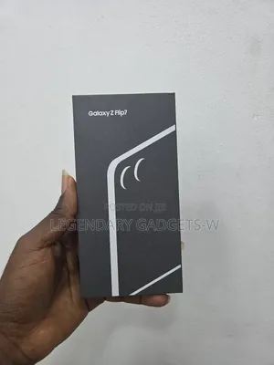 New Samsung Galaxy Z Flip7 256 GB Black