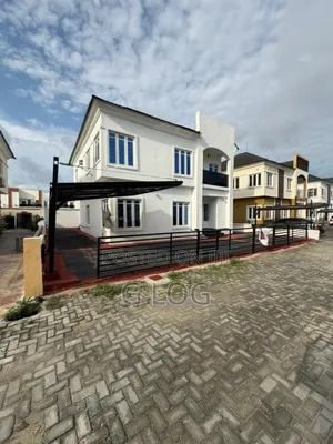 4bdrm Duplex in Ikota for sale
