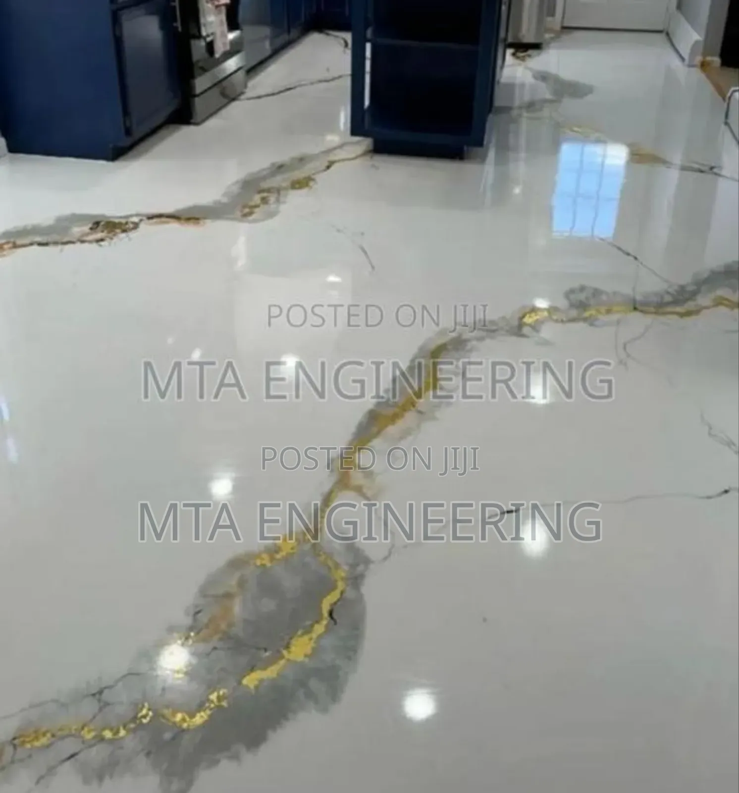 Playing Waith Wit Gold Epoxy Metallic
