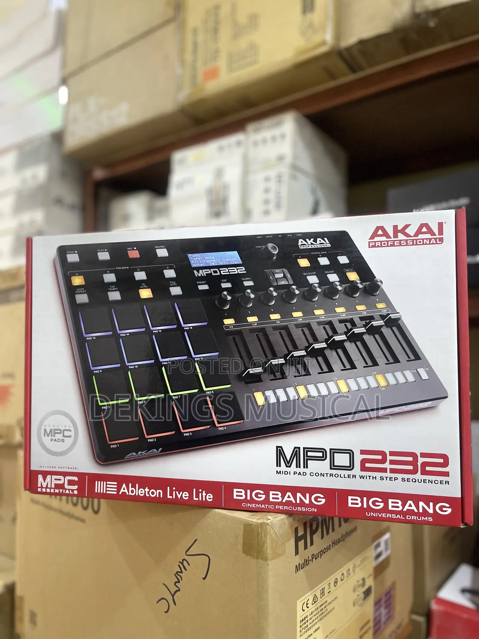 Akia MPD 232 Midi Pad Controller With Step Sequencer