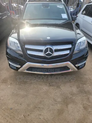 Mercedes-Benz GLK-Class Base GLK 350 4dr AWD 4MATIC (3.5L 6cyl 7A) 2015