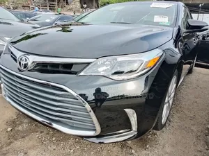 Toyota Avalon Limited 4dr Sedan (3.5L 6cyl 6A) 2014 Black