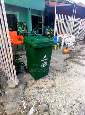 240 Litres Trash Can