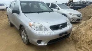 Toyota Matrix Hatchback AWD (1.8L 4cyl 4A) 2006 Silver