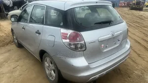 Toyota Matrix Hatchback AWD (1.8L 4cyl 4A) 2006 Silver