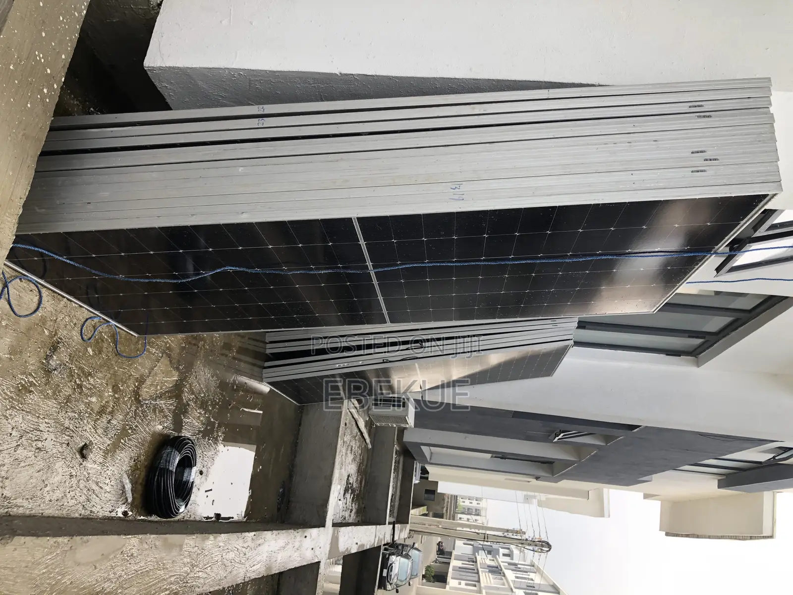 590w Jinko Solar Panel