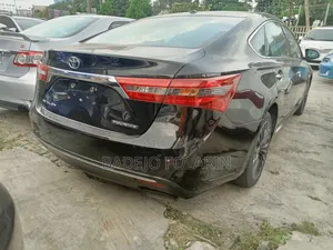 Toyota Avalon Touring FWD Sedan (3.6L 6cyl 6A) 2016 Black