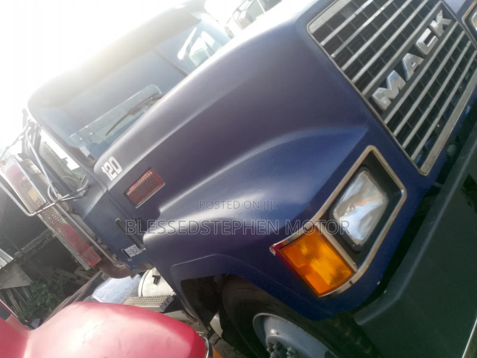 Ch Tractor Head