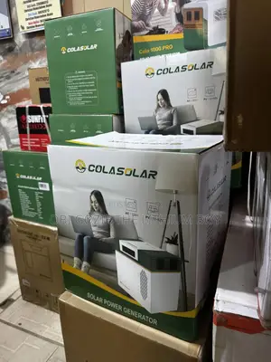 2khw 1000w Cola Solar Lithium Battery Solar Power Station Kwh
