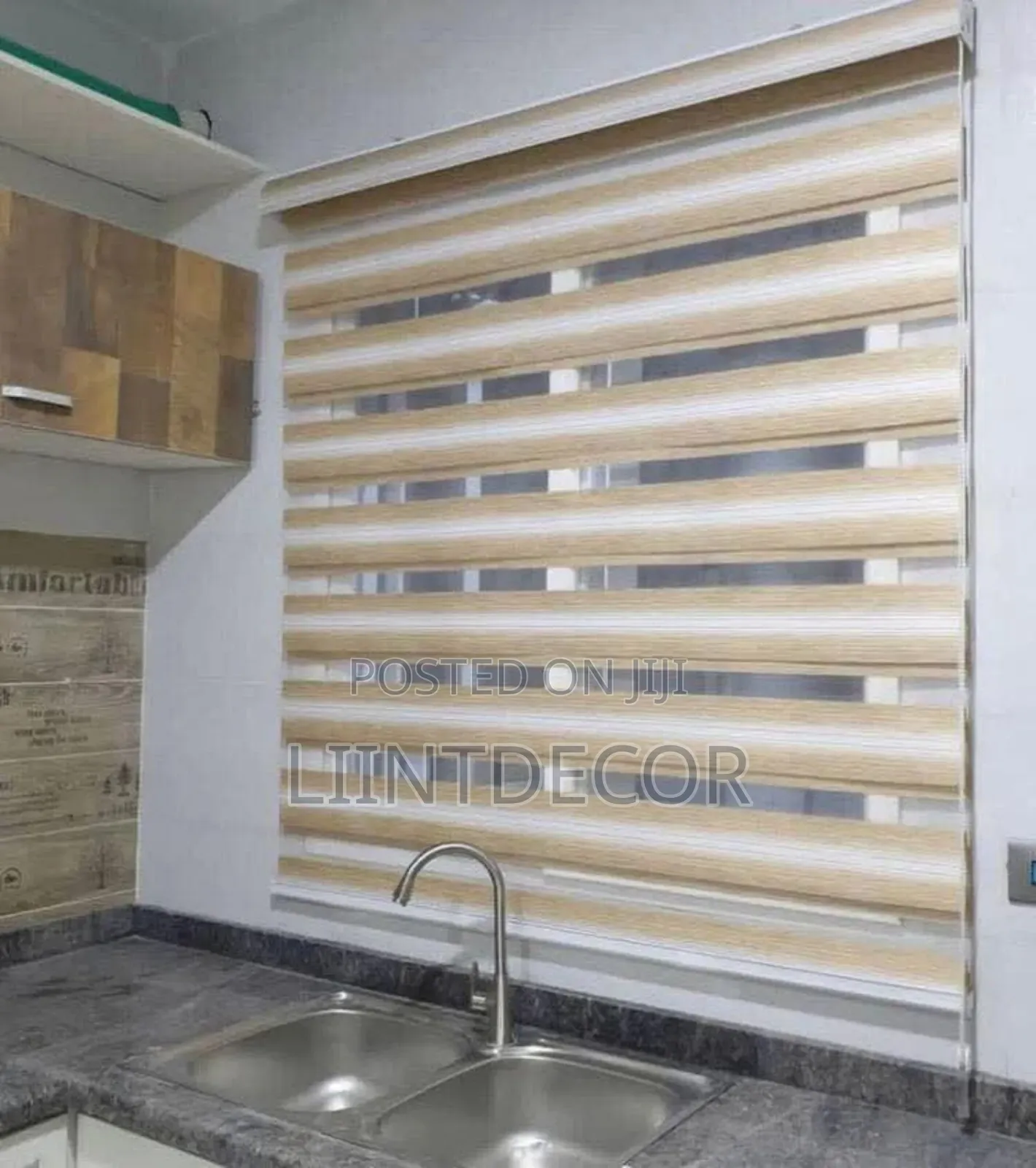 Beautiful Day and Night Window Blind