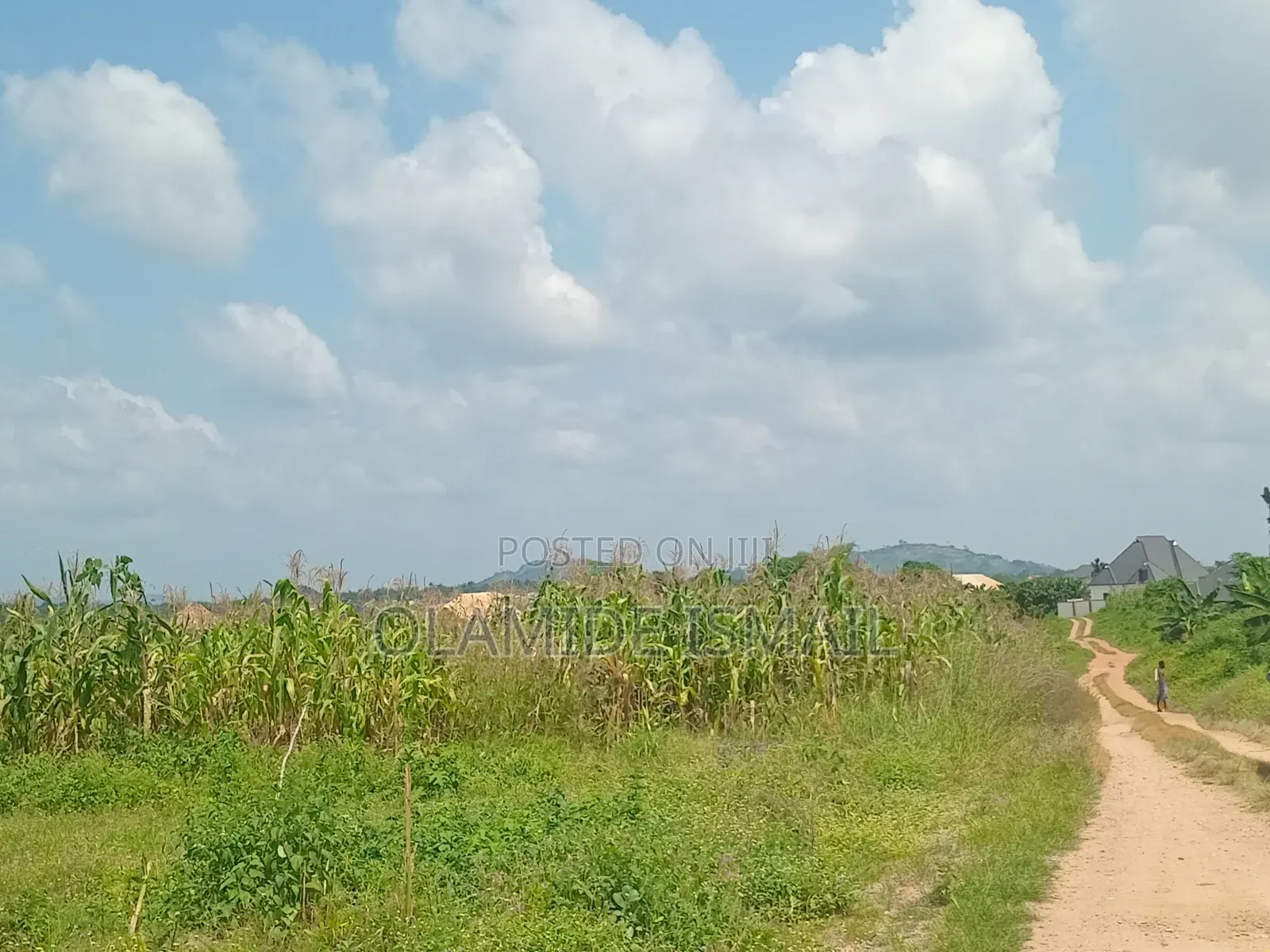 2.8m/Plot (4acre)