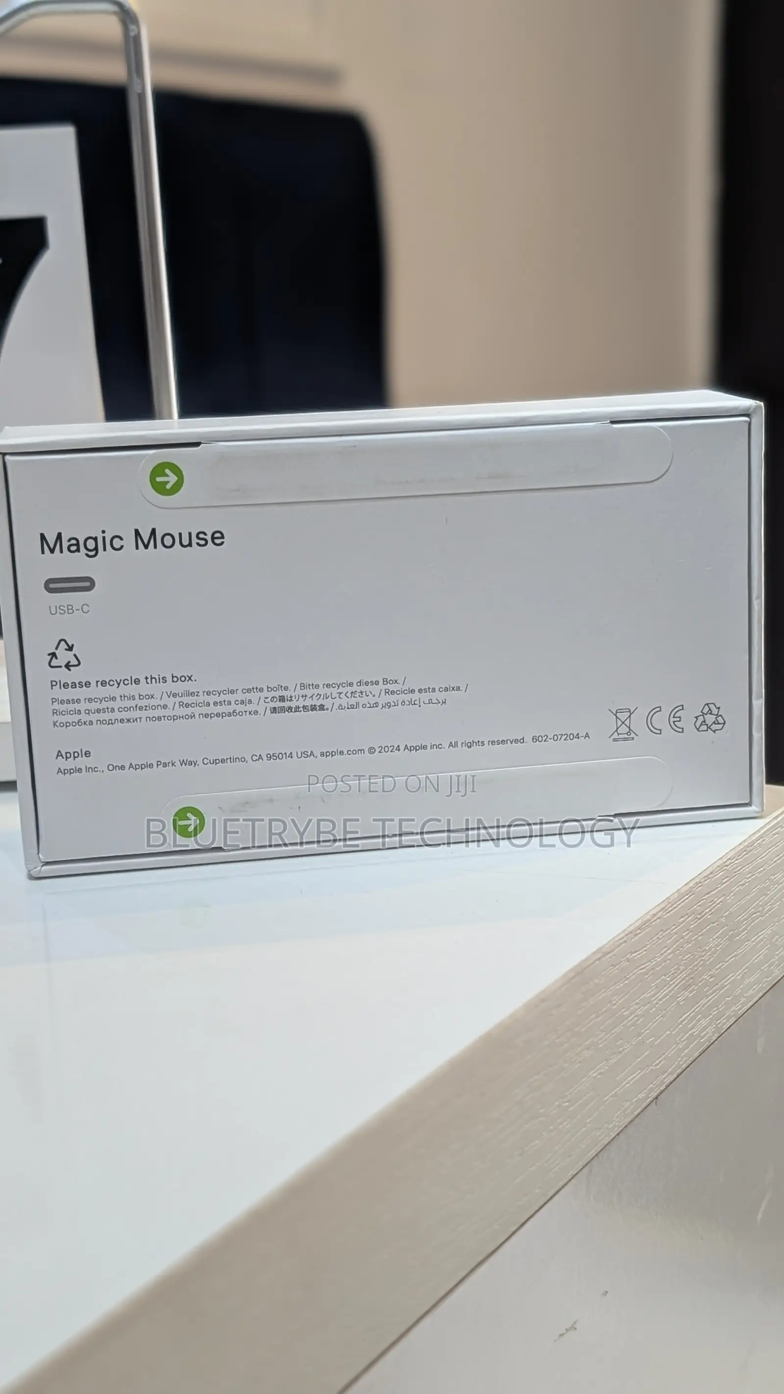 Brand New Magic Mouse(Apple)