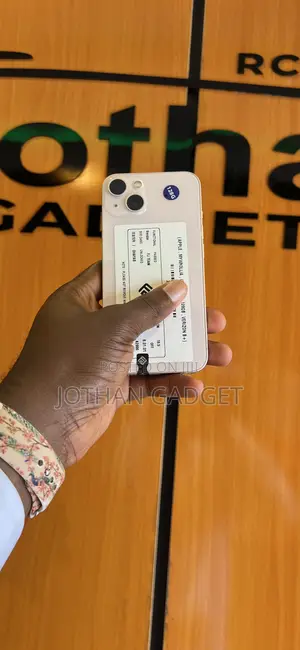 Apple iPhone 13 128 GB