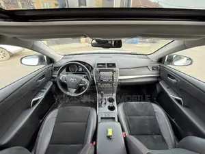 Toyota Camry XSE 4dr Sedan (3.5L 6cyl 6A) 2015 White