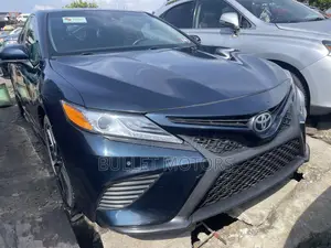 Toyota Camry XSE V6 FWD 2020 Blue