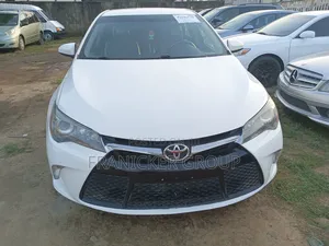 Toyota Camry 2015 White