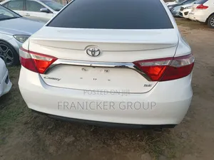 Toyota Camry 2015 White